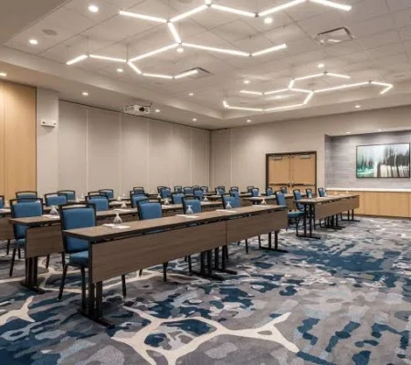 Hilton Garden Inn Boston Canton - Conference Room